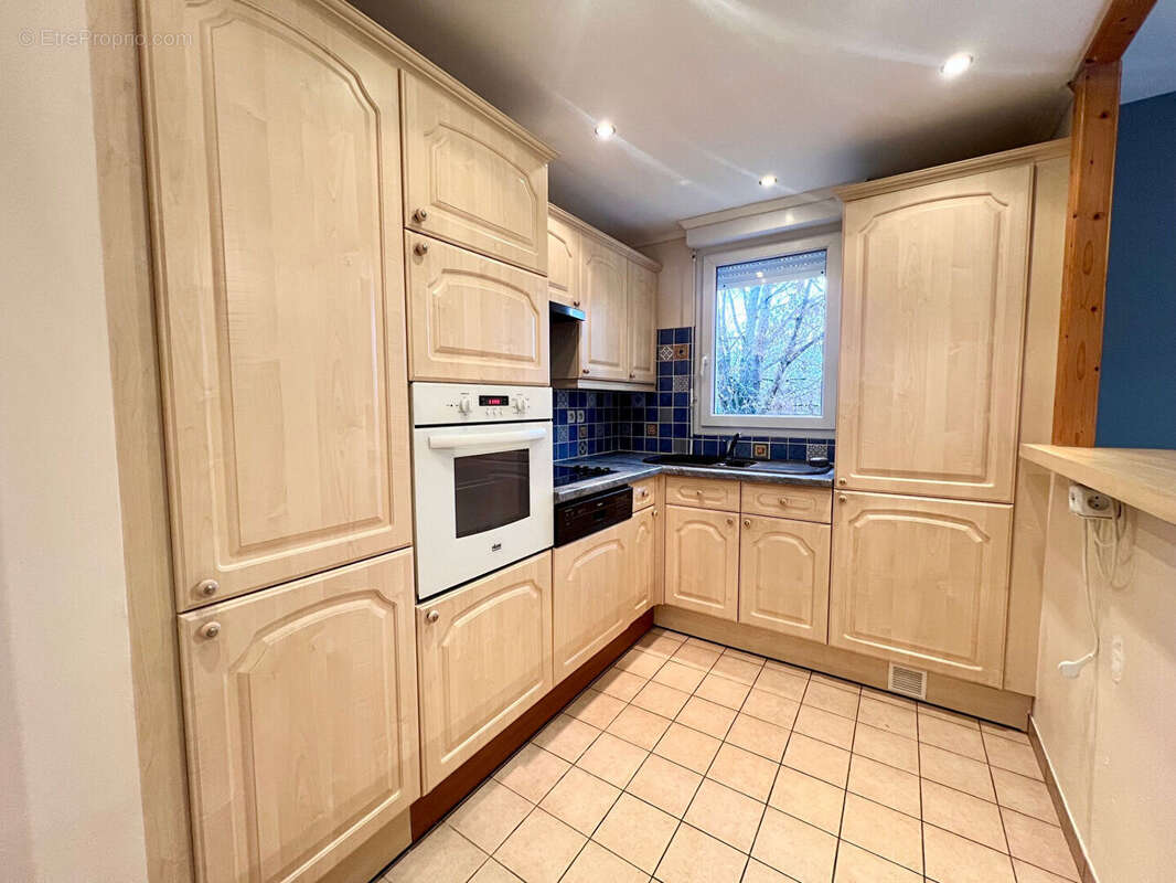 Appartement à BRIE-COMTE-ROBERT