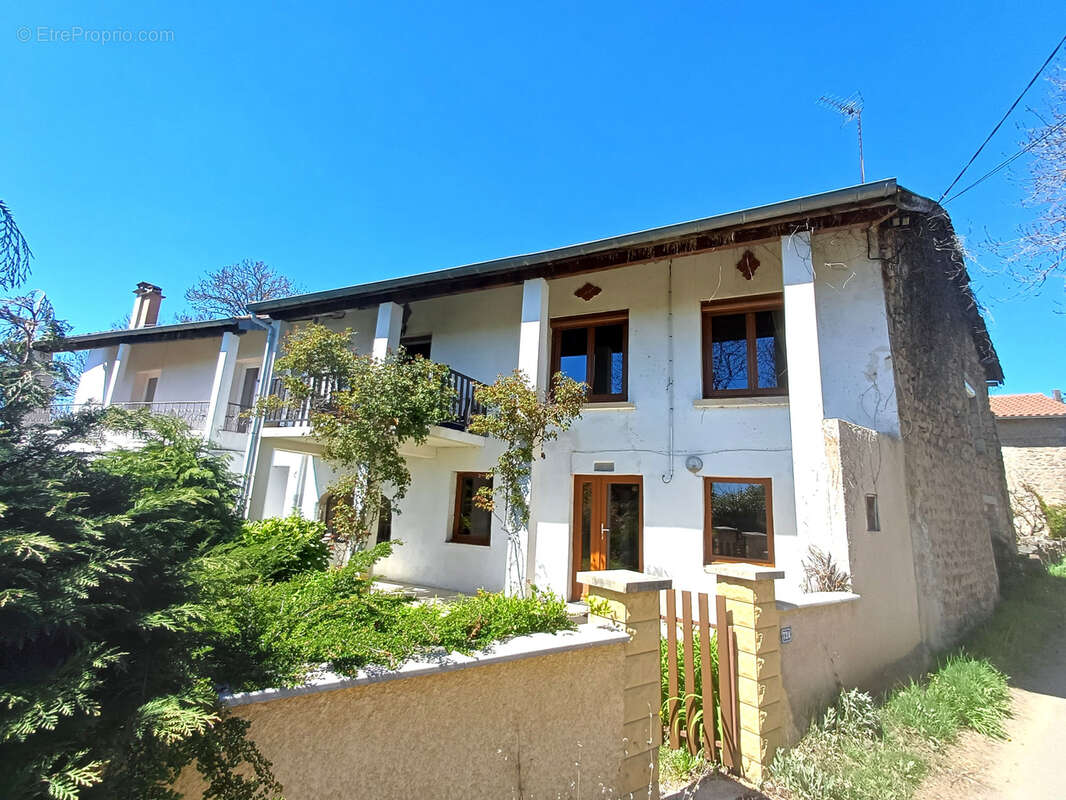 Maison à CHOMELIX