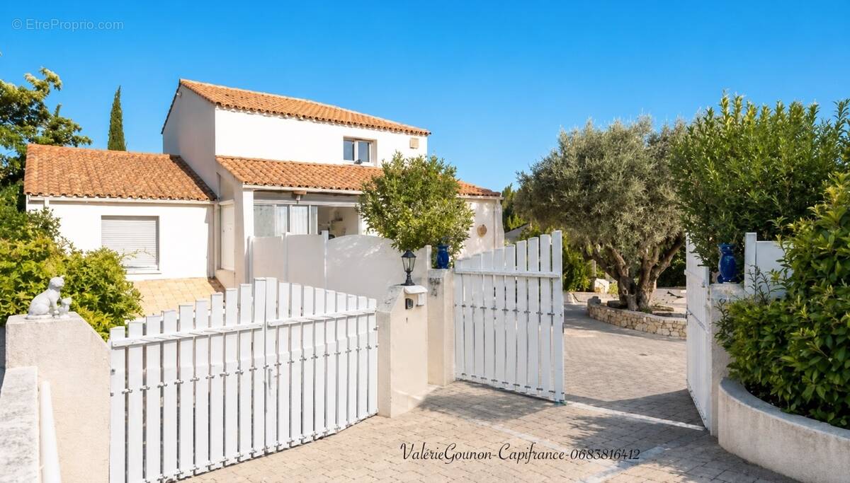 Maison à vendre 5 pièces JUVIGNAC (34),4 Chambres,130 m2, Terrain 645m2, Jardin,Sous-Sol total-Garage double-Piscine - photo 1