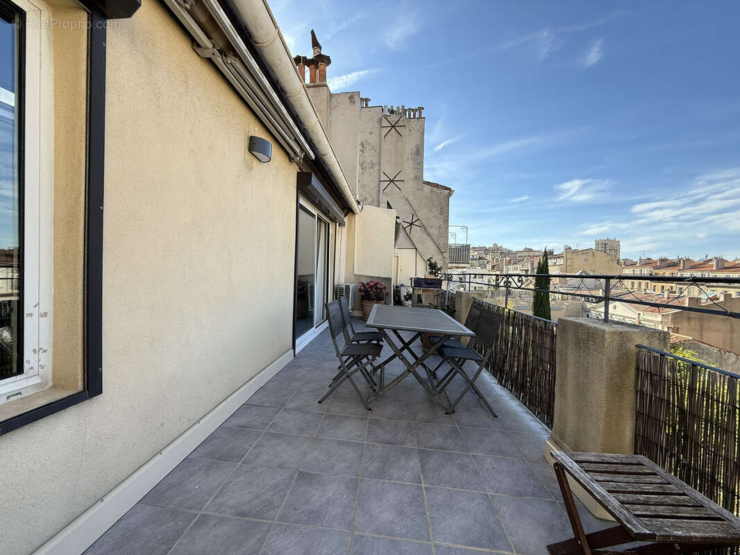 Appartement à MARSEILLE-6E