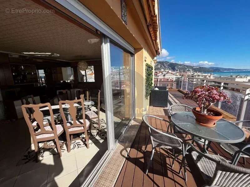 Appartement à MENTON