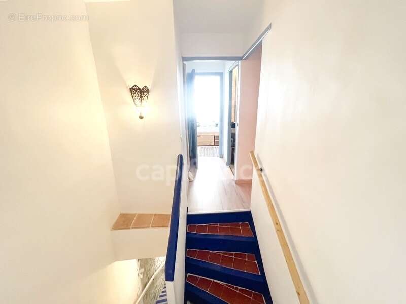 Maison à FORCALQUIER