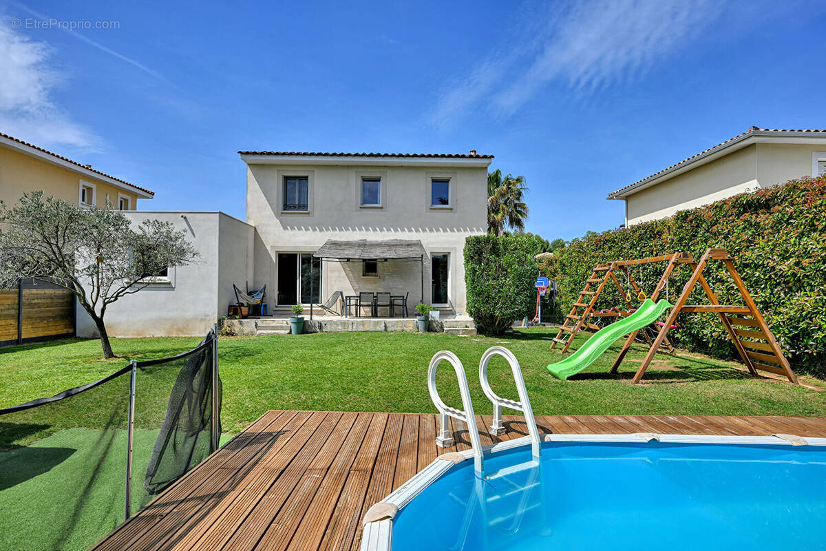 Maison à AIMARGUES