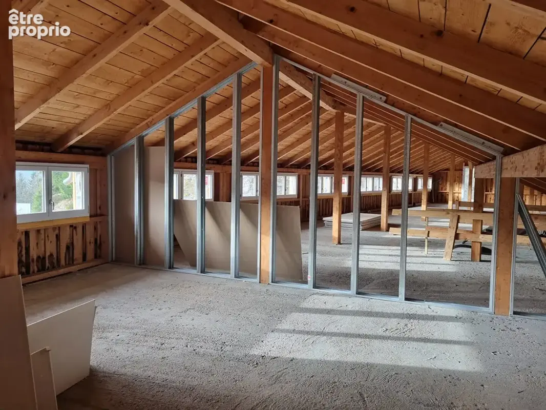 À saisir ? plateau à aménager aux fins - 66m² - 15 minutes de la frontiere suisse - photo 5