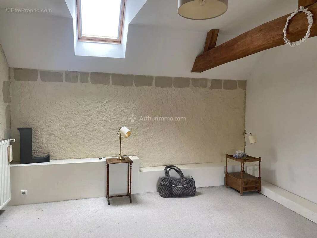 Maison à LA CHARTRE-SUR-LE-LOIR