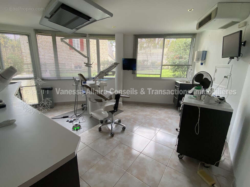 Commerce à LA BAULE-ESCOUBLAC