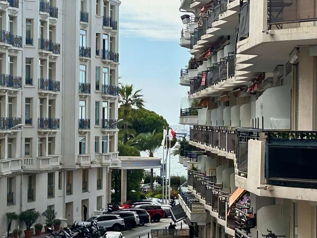 Appartement à CANNES