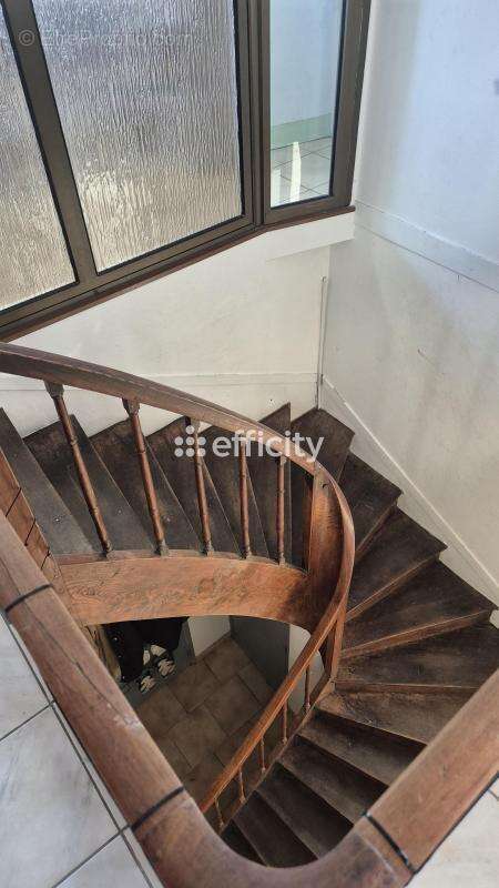 Maison 203 m² à Baule  - photo 6