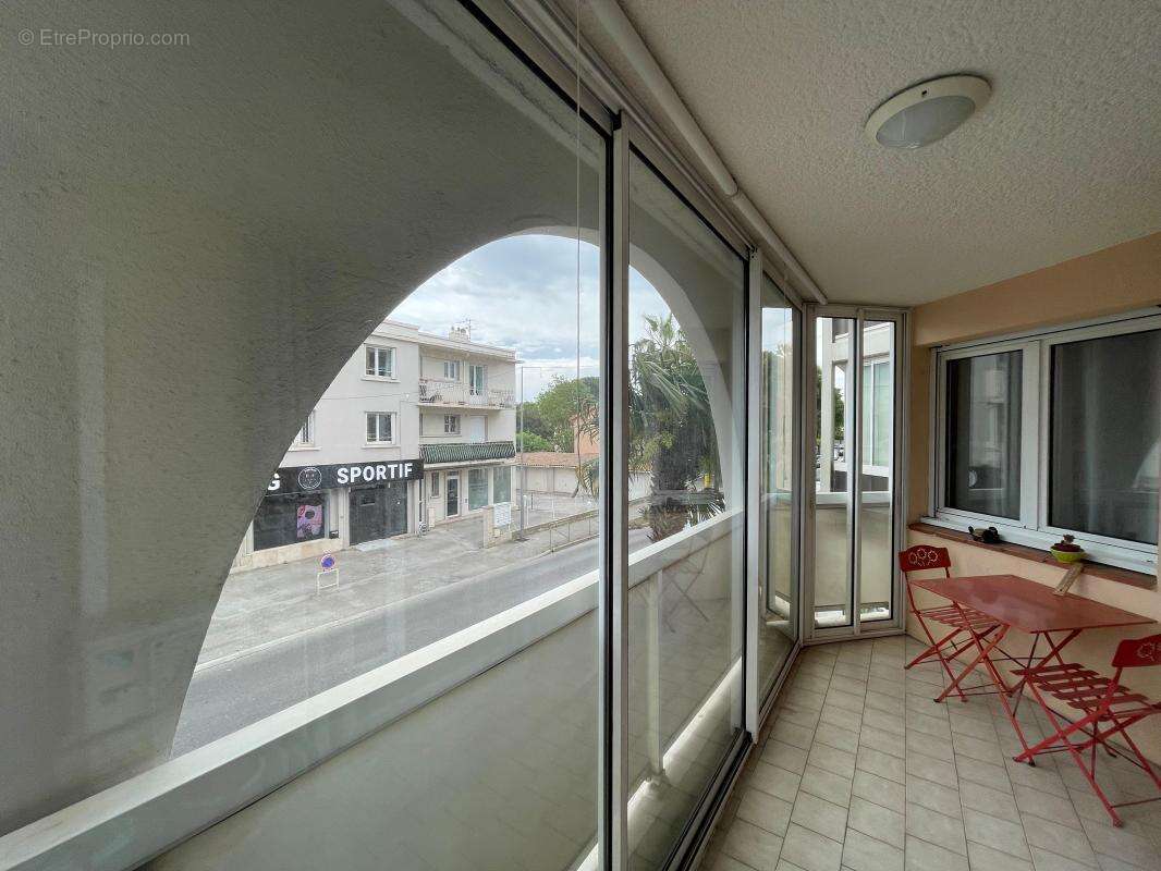 Appartement à SANARY-SUR-MER