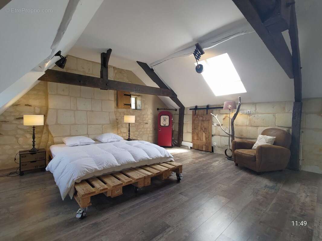 Maison 116 m² à Brissac-Quince  - photo 4