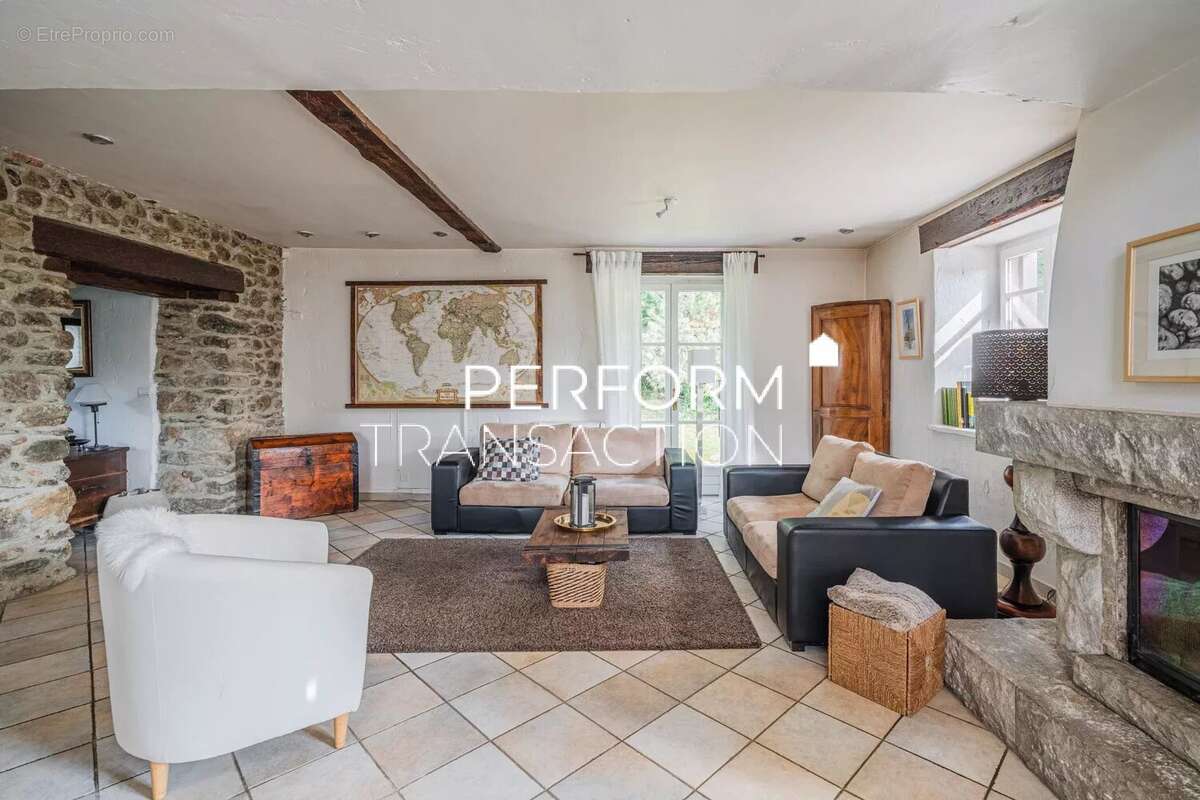 Maison à SAINT-MARTIN-D&#039;URIAGE