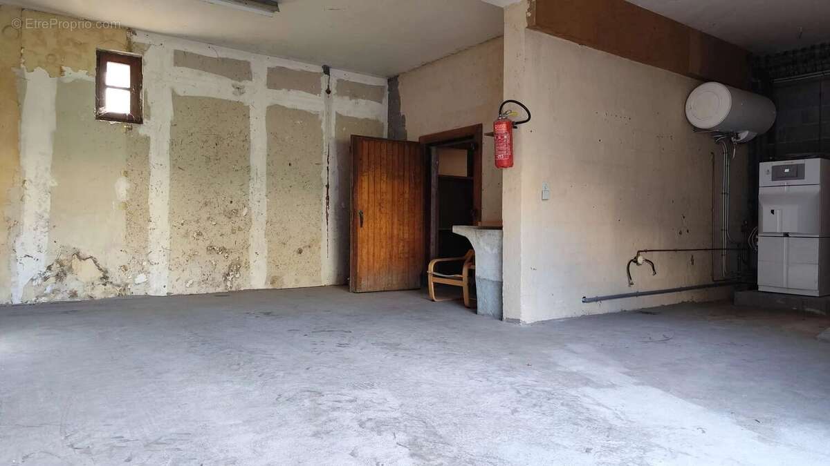 Maison 157 m² - Ascenseur - Garage - Terrain 930 m² - photo 5