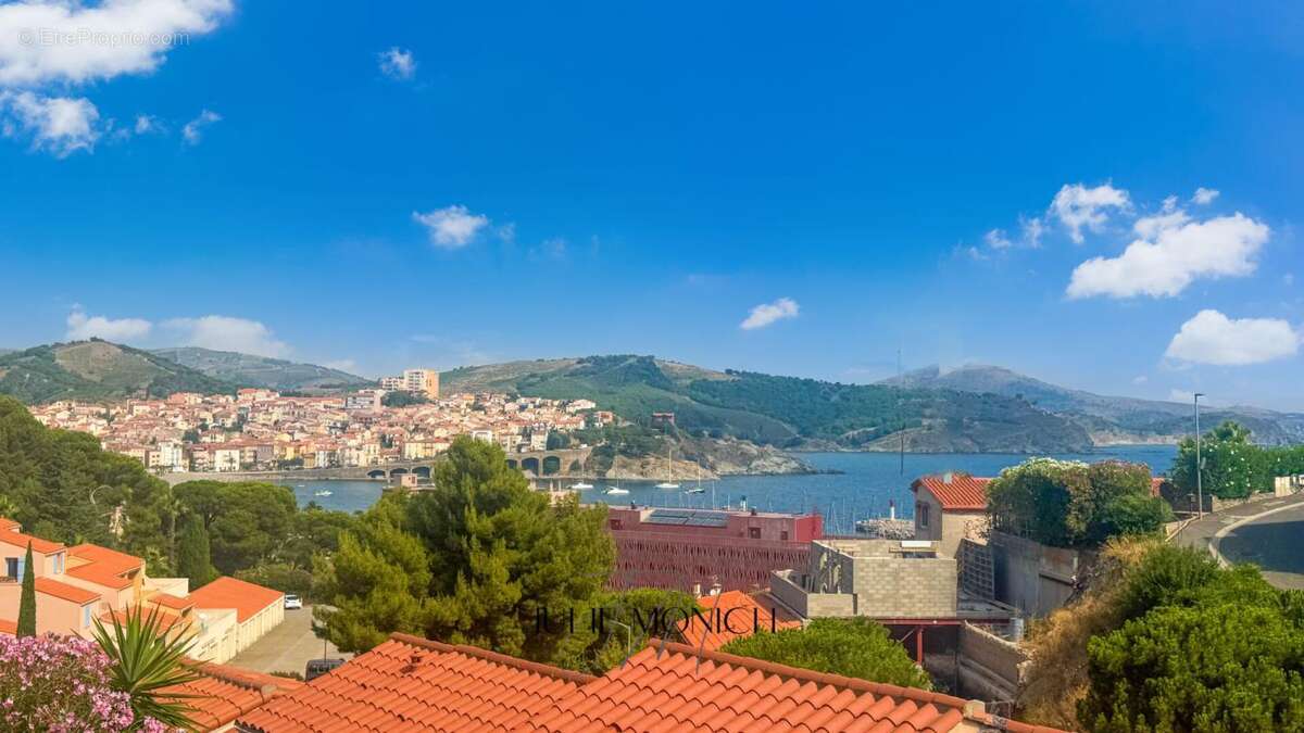 Maison avec vue mer, terrasses et garage - photo 2
