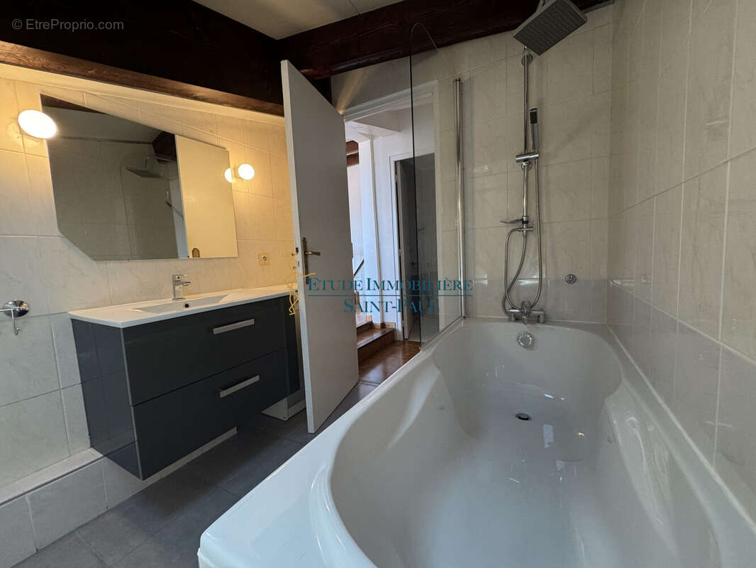 Appartement à CLERMONT-L&#039;HERAULT