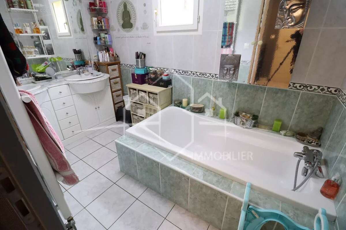 Maison à REVEL-TOURDAN