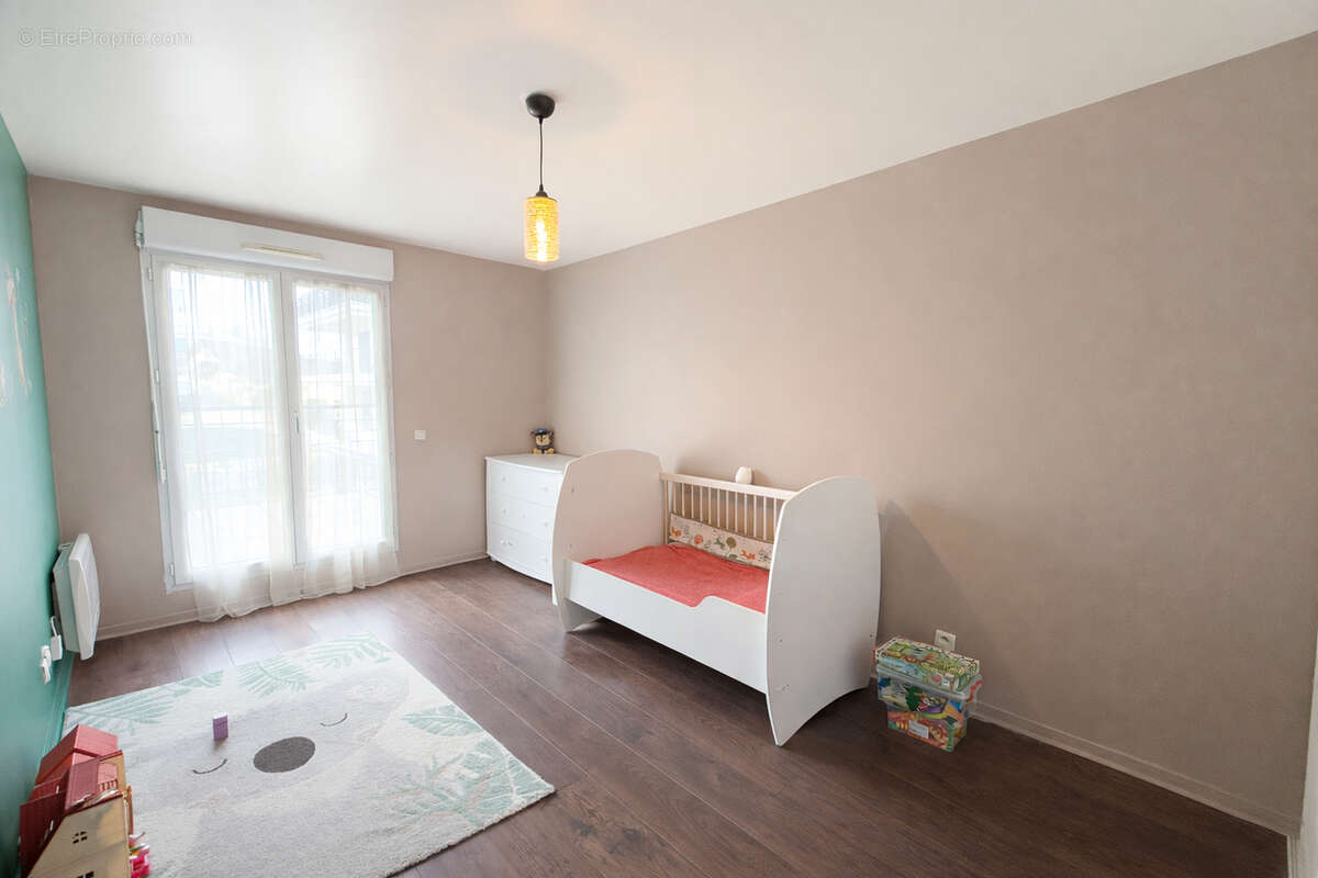 Appartement à NEUILLY-PLAISANCE