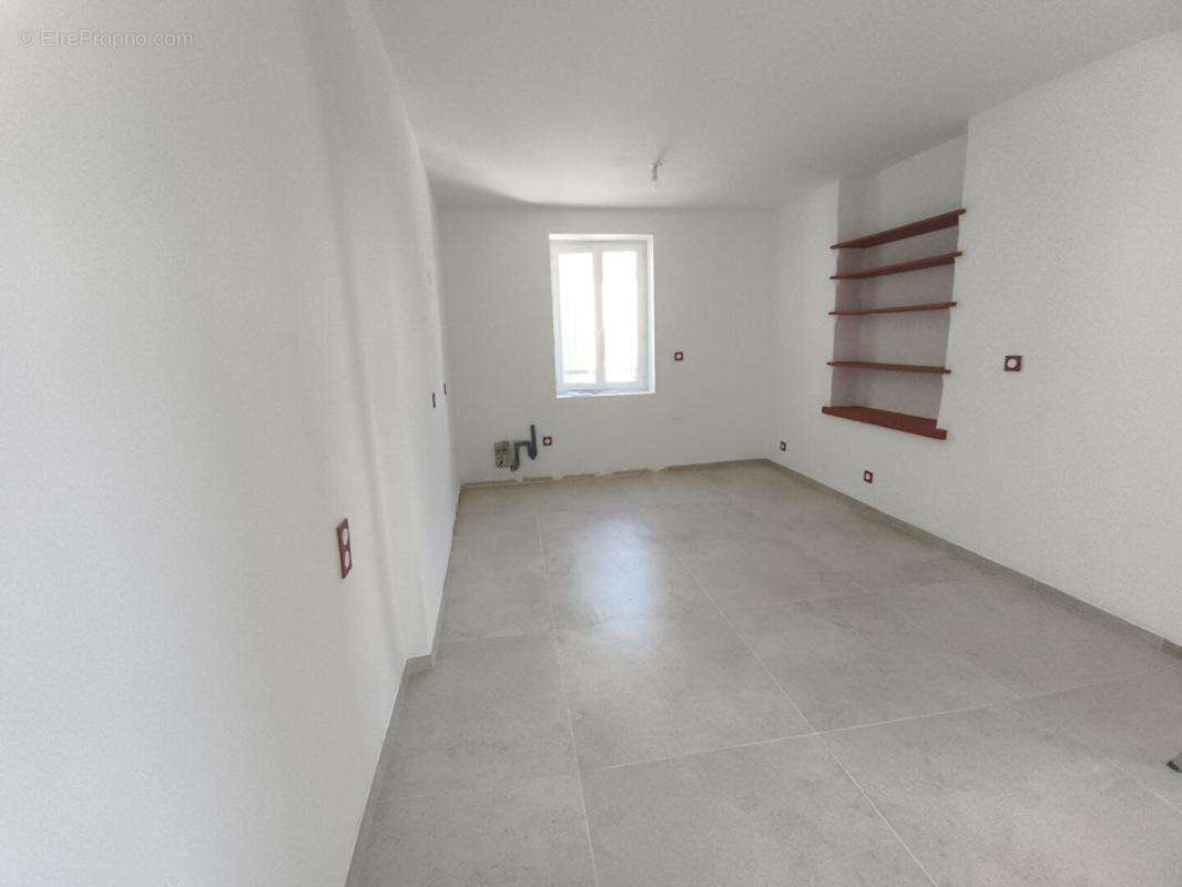 Monteux : maison de ville  renovee avec exterieur et garage - photo 10