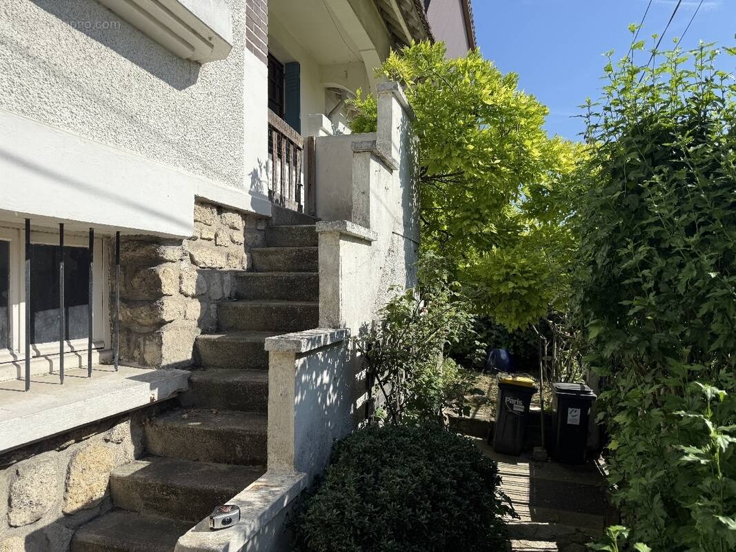 Maison à CHAMPIGNY-SUR-MARNE