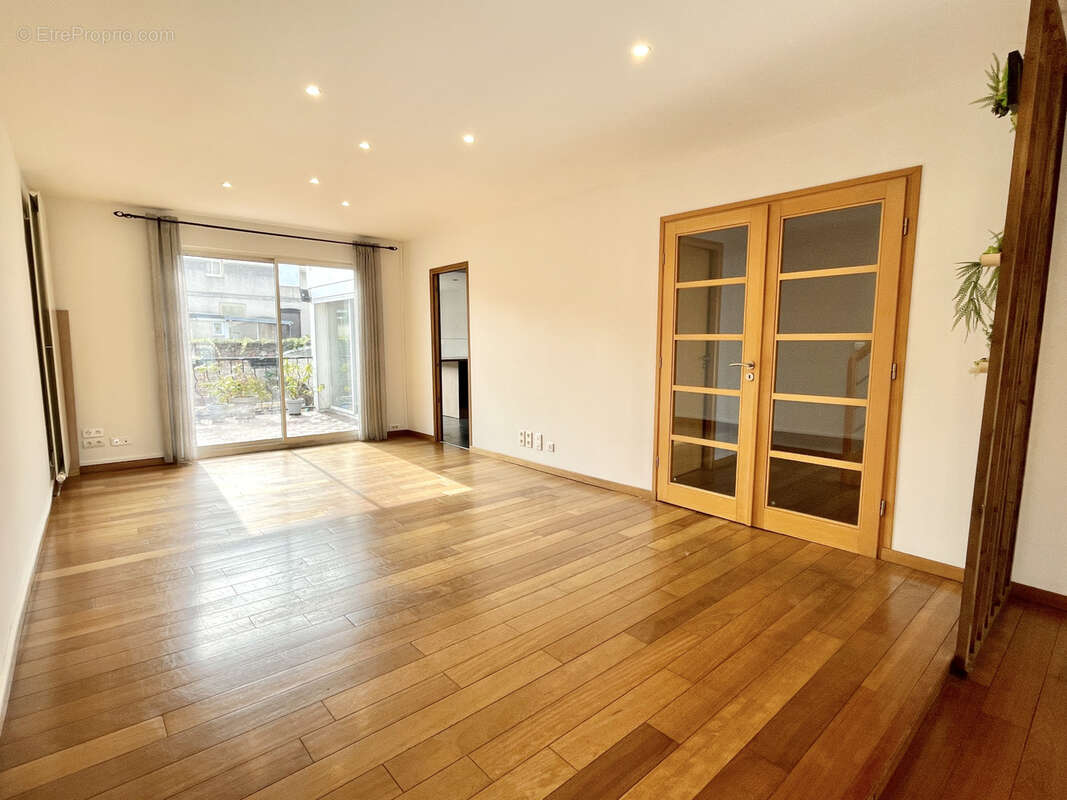 Maison à SAINT-QUENTIN