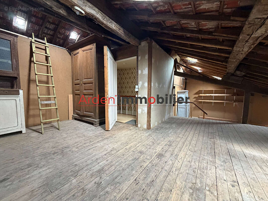 Maison à vendre  proche RETHEL - 6 pièces, 3 chambres, bon état - photo 10