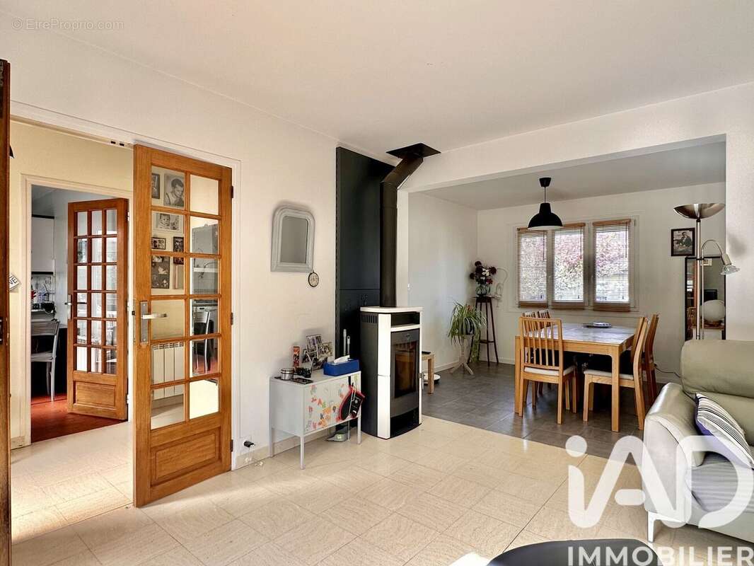 Maison 110 m² à Troarn  - photo 4