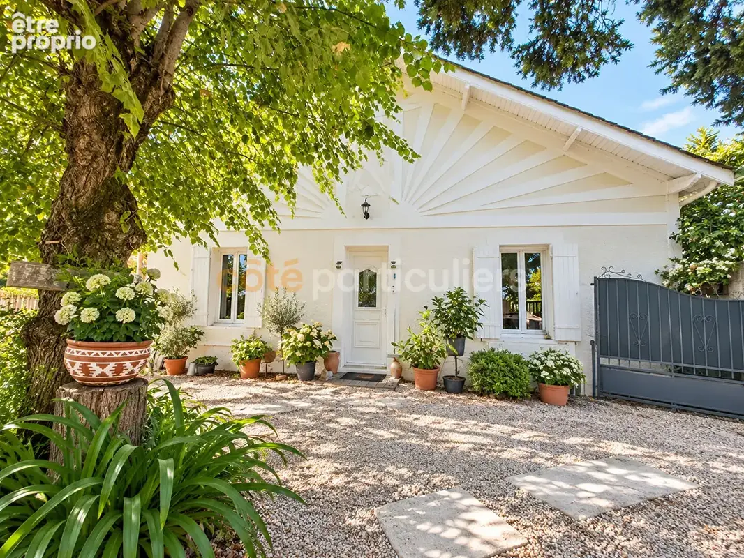 Photo Maison à Lalande-De-Pomerol au prix de 335 680€