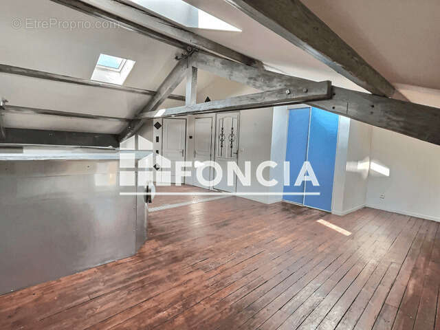 Appartement à LA SEAUVE-SUR-SEMENE