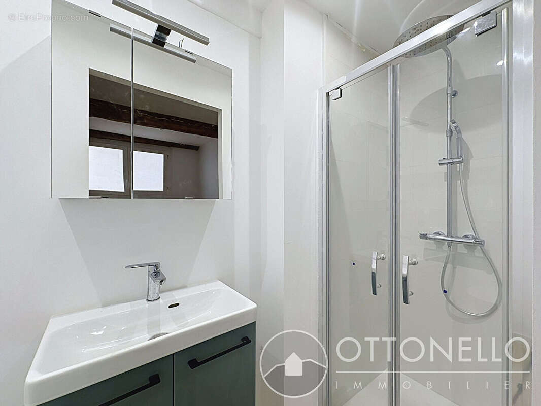 Appartement en souplex Roquebrune Sur Argens 4 pièces 75,20 m2 avec cour intérieure - photo 6