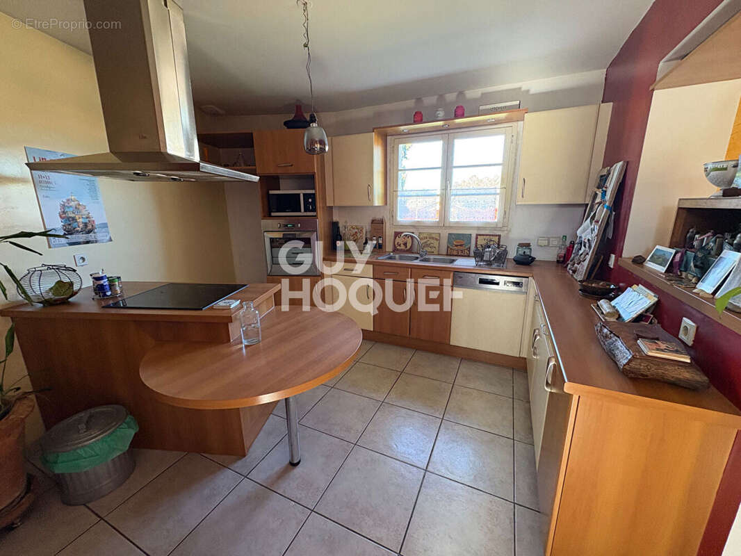 Maison au calme, avec garage - photo 4