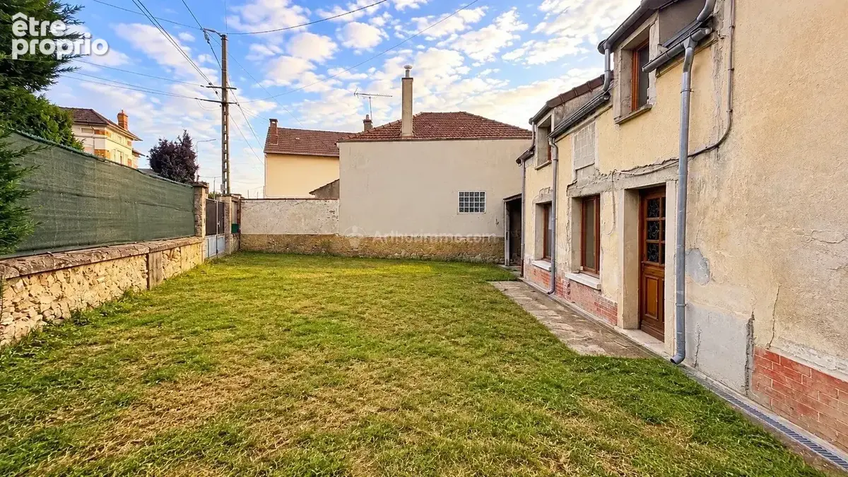 Photo Maison à Vaires-Sur-Marne au prix de 300 000€