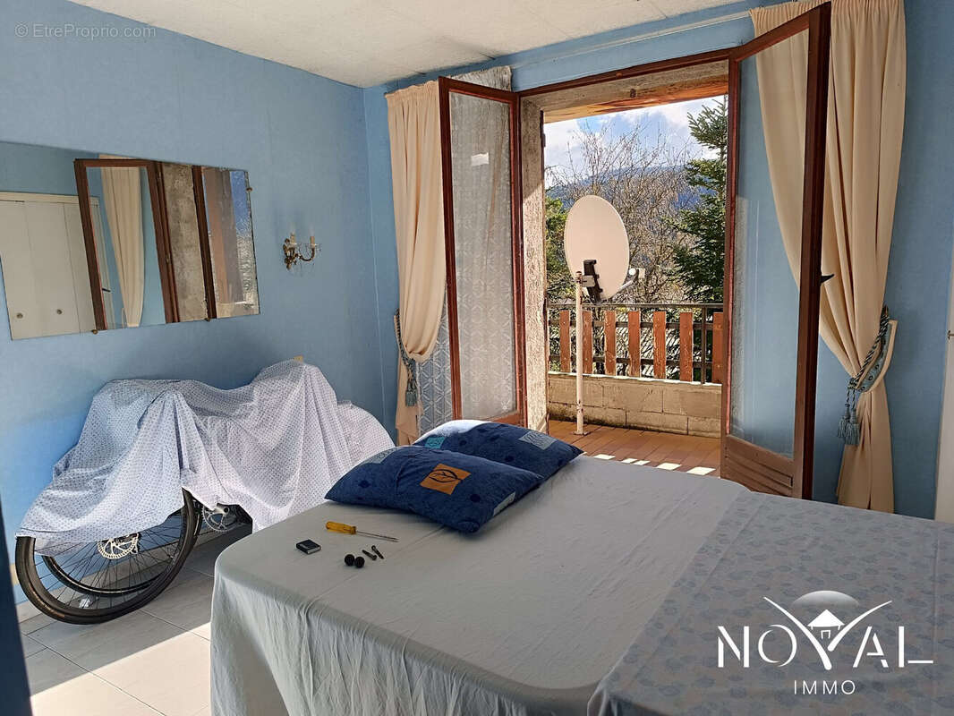 Maison à VALDEROURE