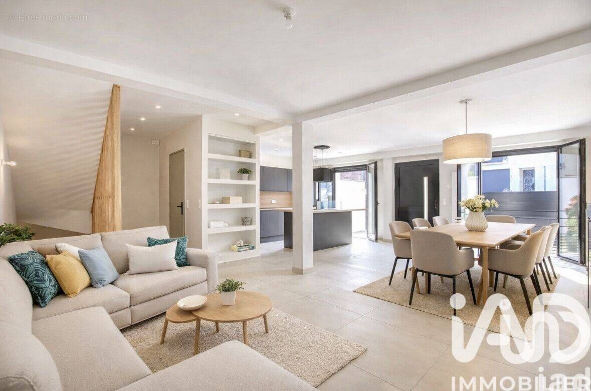 Photo 1 - Maison à COLOMBES