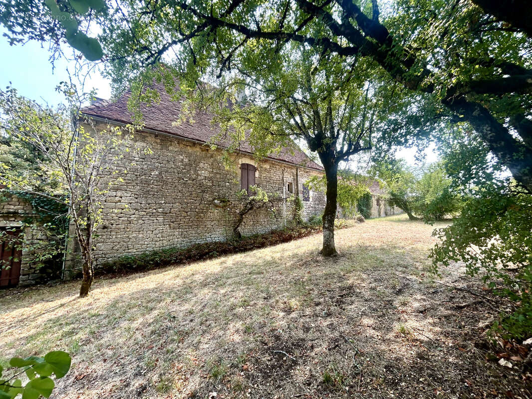 Superbe ensemble en pierre avec une vue exceptionnelle - photo 20