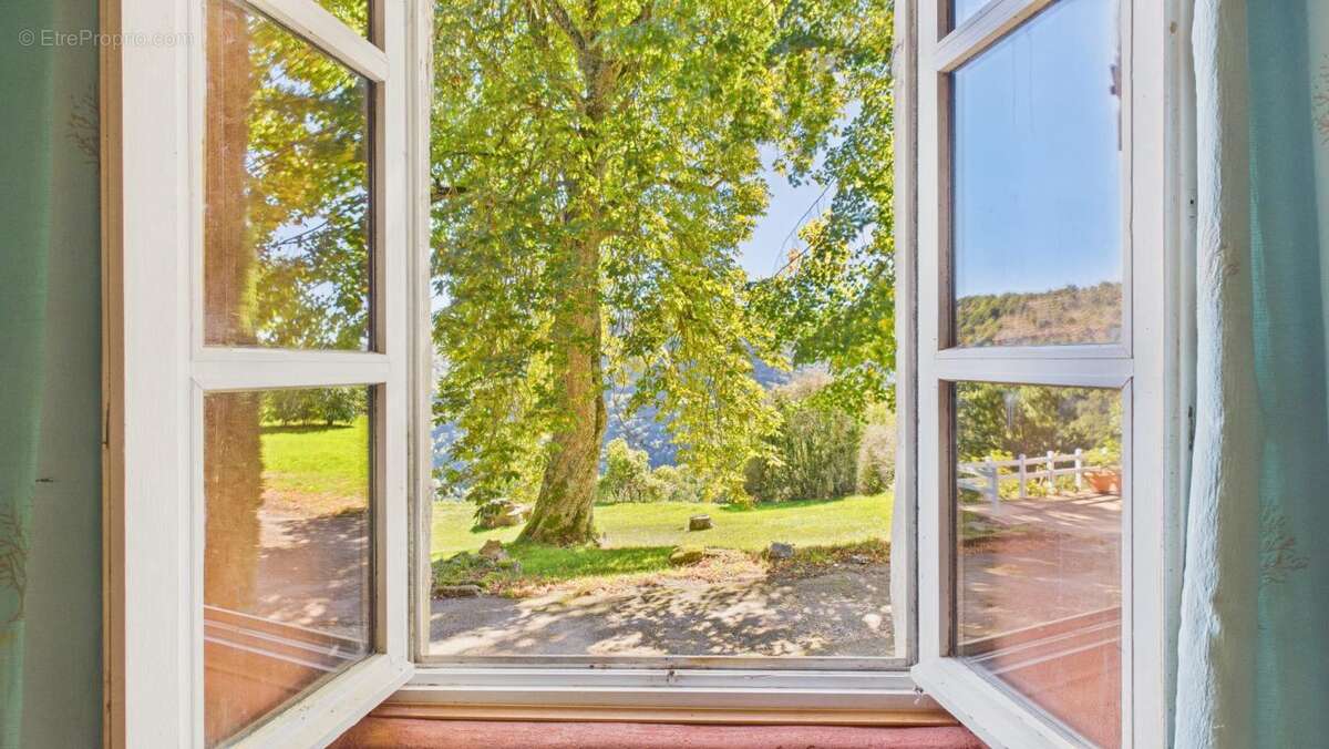 Maison à SEVERAC-LE-CHATEAU