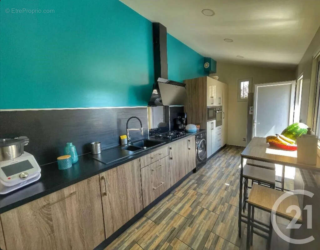 Maison 101 m² à Garges-Les-Gonesse  - photo 4
