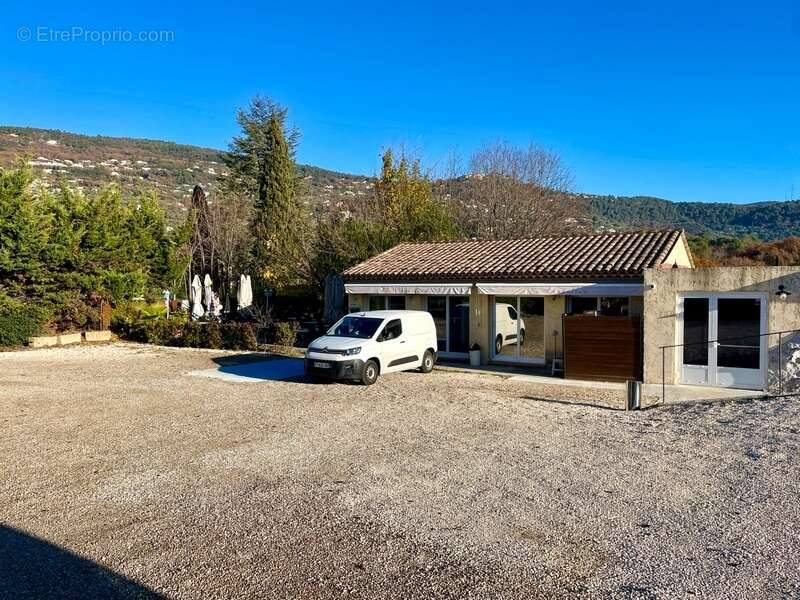 Commerce à PEYMEINADE