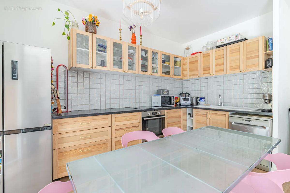 Appartement 3 pièces de 72 m² à Aubervilliers - photo 8