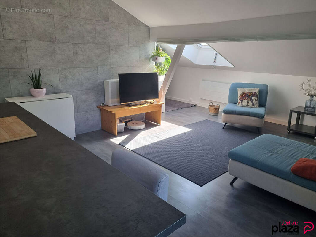 Appartement à DIVONNE-LES-BAINS