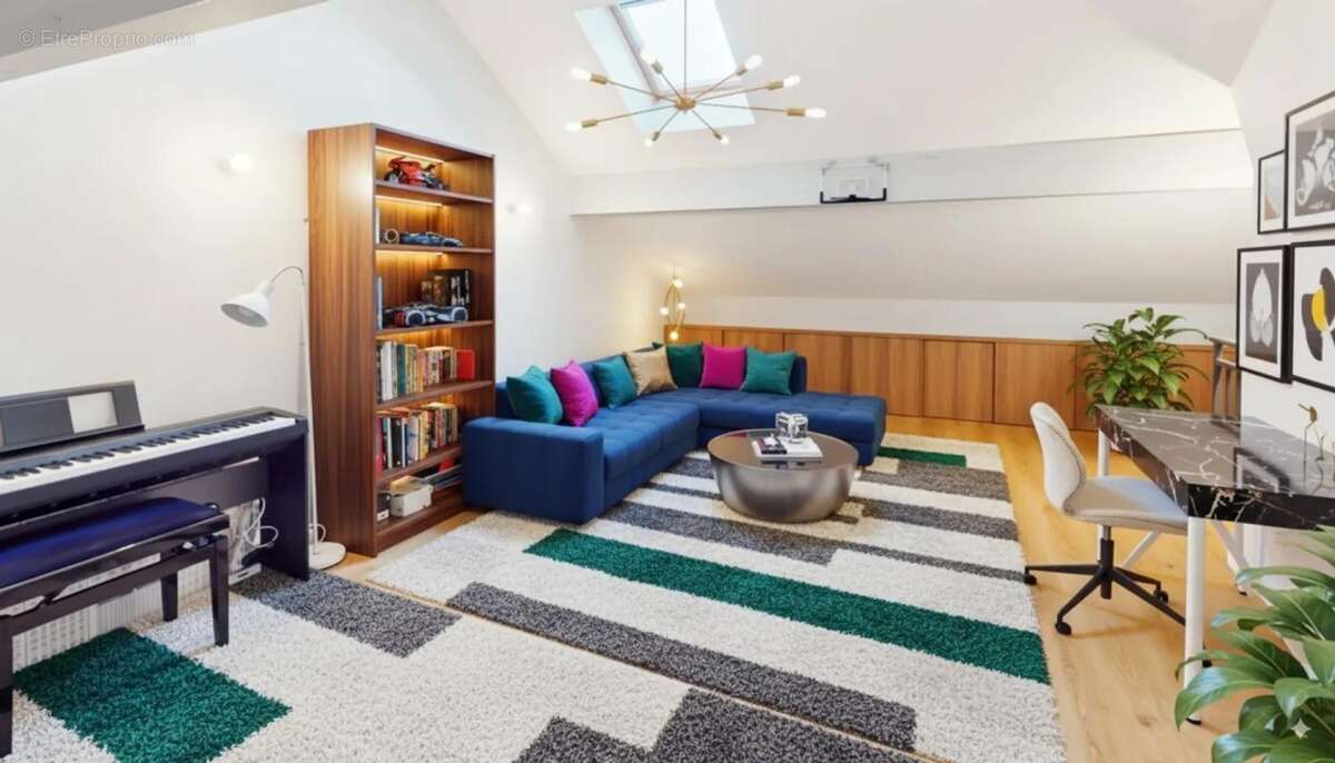 Appartement à SARTROUVILLE