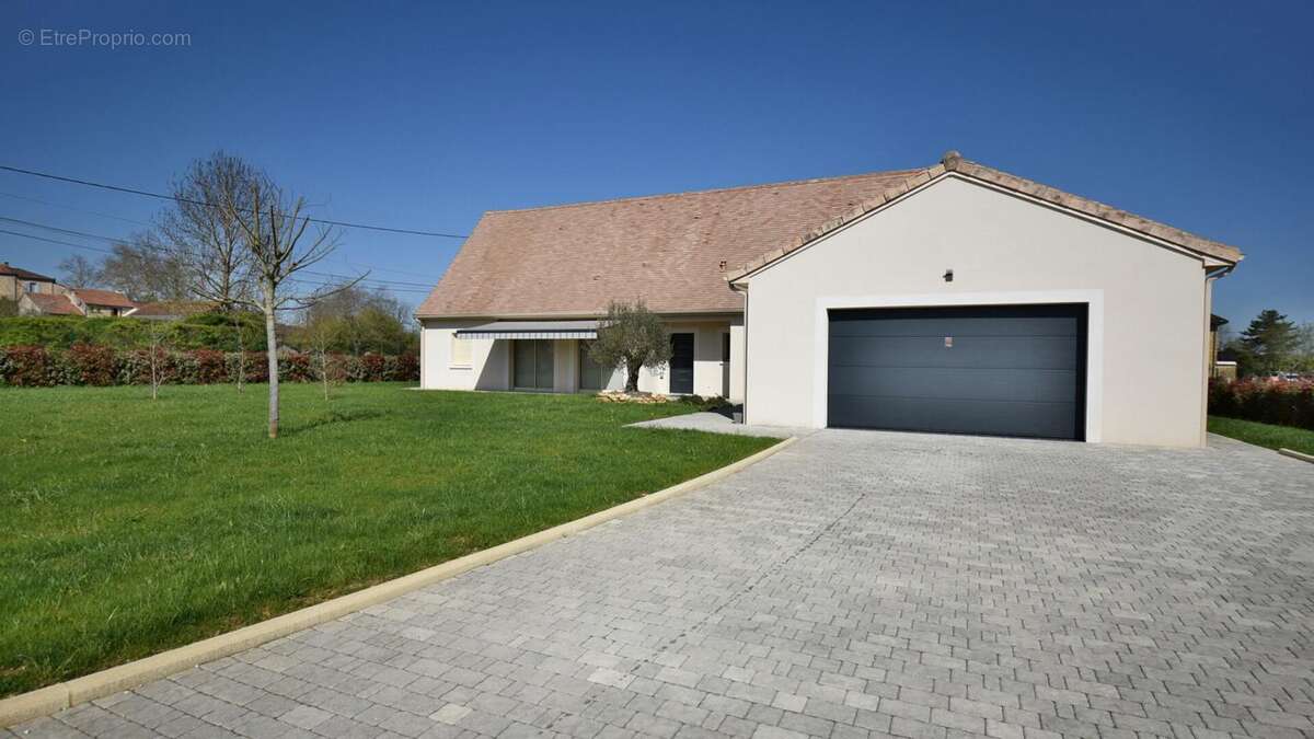 Maison à BEAUMONT-DU-PERIGORD