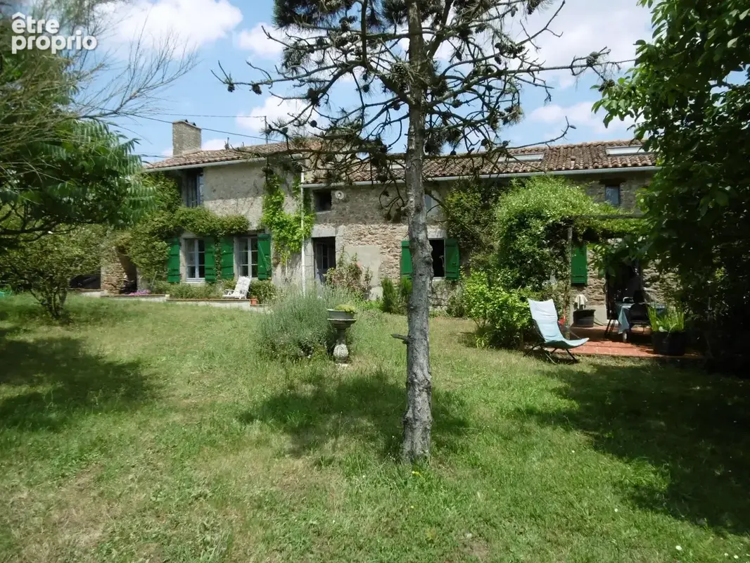 Maison à MOUTIERS-SOUS-ARGENTON