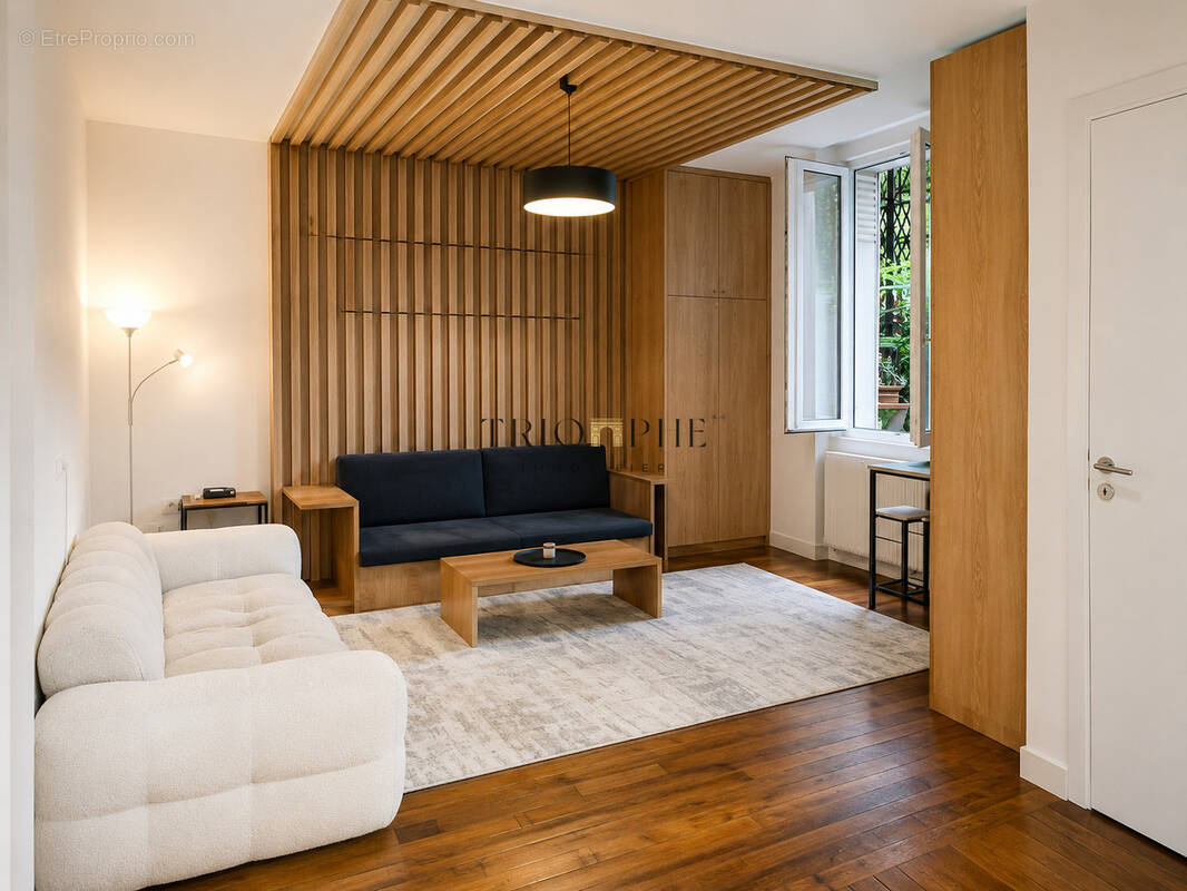 Appartement à PARIS-7E