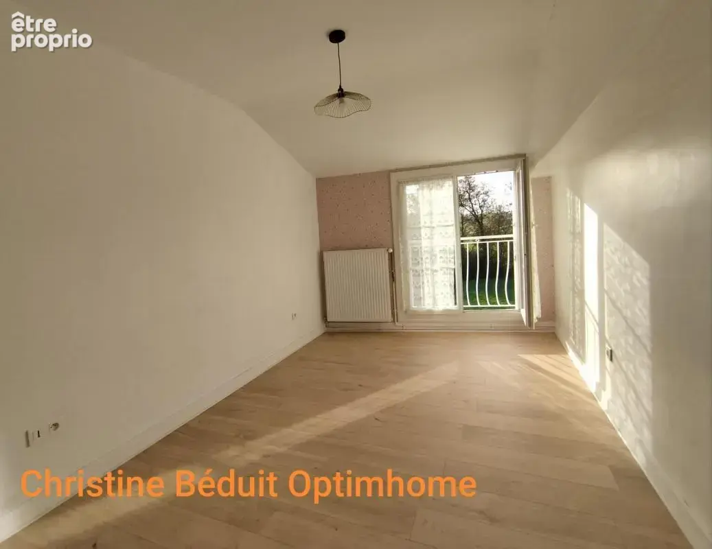 SAINT FRONT en Charente, maison 90 m², rénovée 3 chambres, abri pour voiture et terrain 1017 m² - photo 2