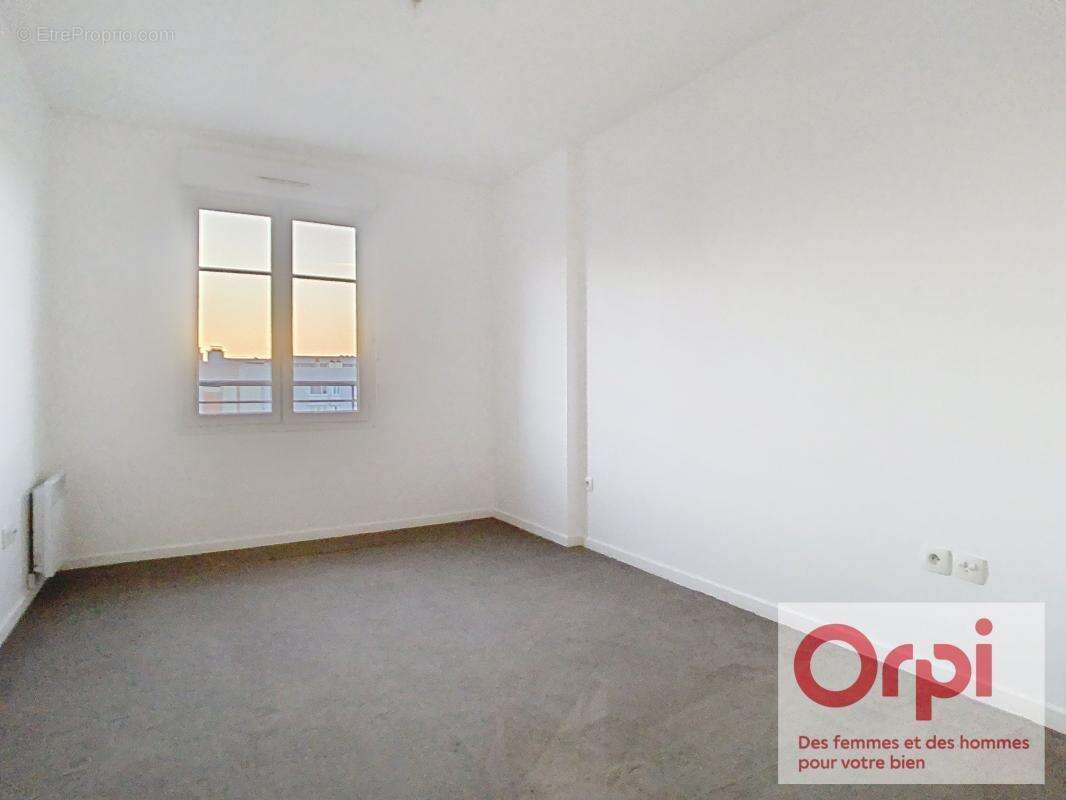 Appartement à LE PLESSIS-ROBINSON