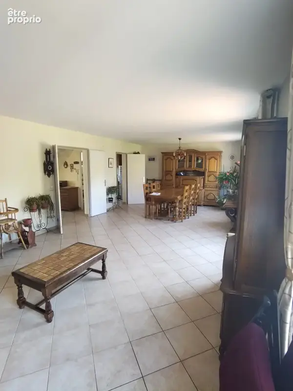 Maison familiale 136 m2   4 chambres   Terrain arboré de 631 m2   Proche gare et commodités - photo 6