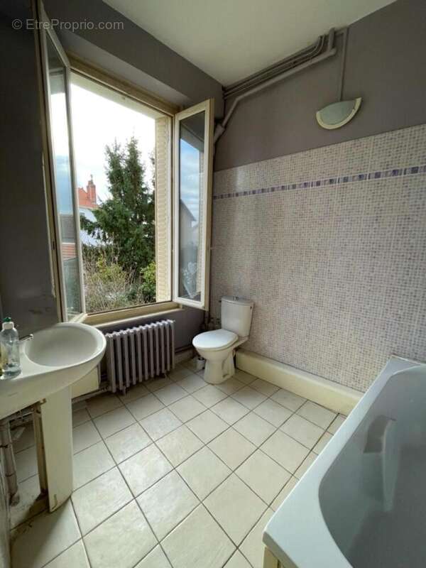 Photo 3 - Maison à VICHY