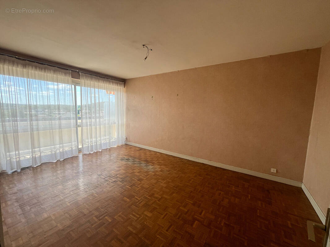 Appartement à BRIVE-LA-GAILLARDE