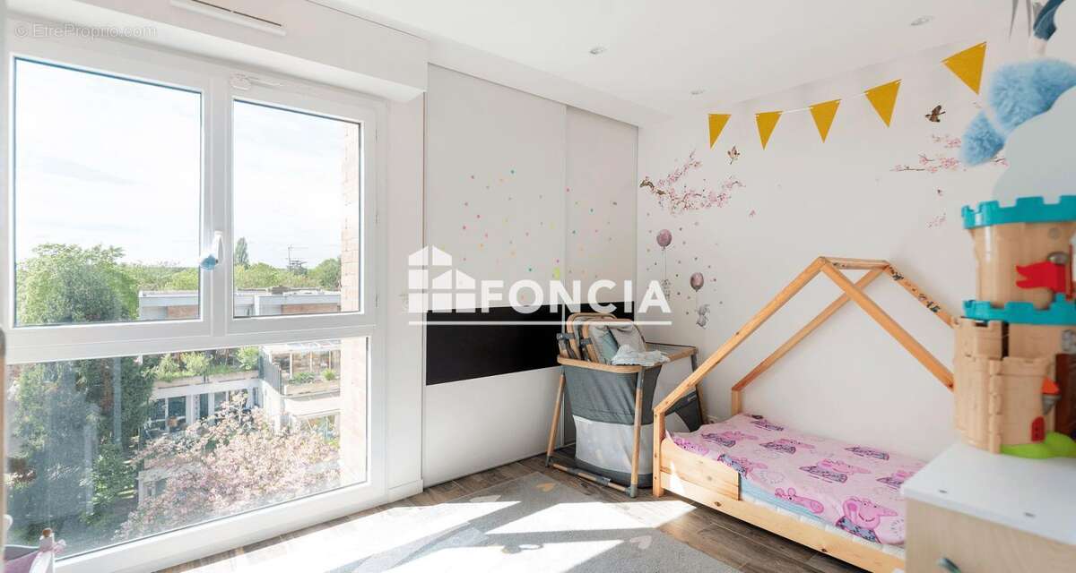 Appartement à LES ULIS