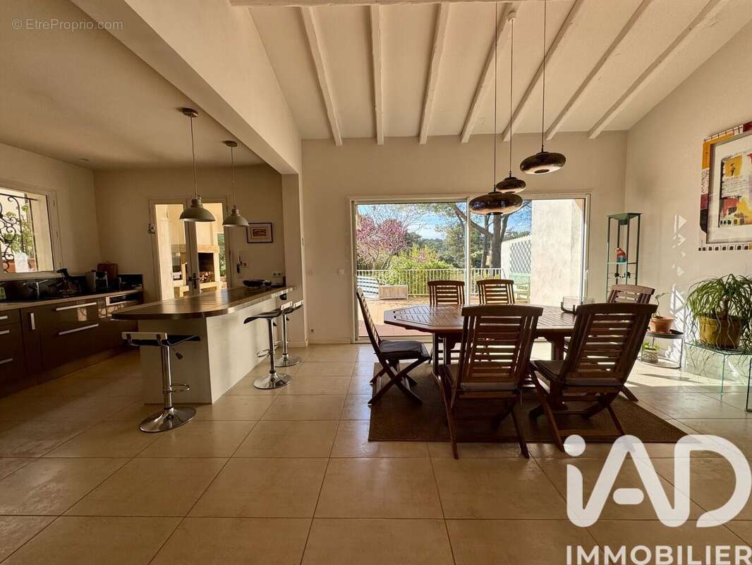 Photo 6 - Maison à CAVEIRAC