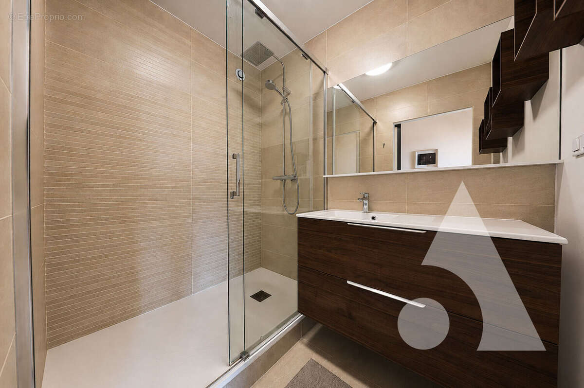 Appartement à CORBEIL-ESSONNES
